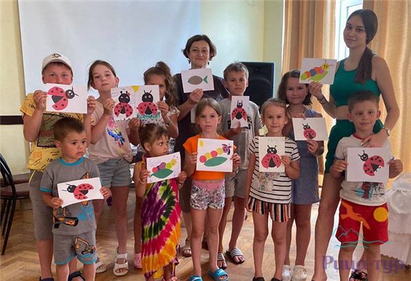 Детская анимация в пансионате «Сосновая роща» в Пицунде